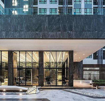 The Base Pattaya By Feng Apartment Bagian luar foto