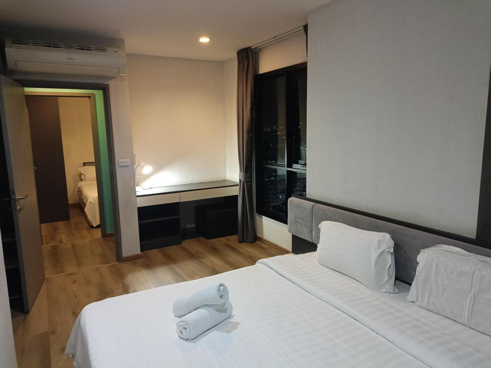 The Base Pattaya By Feng Apartment Bagian luar foto