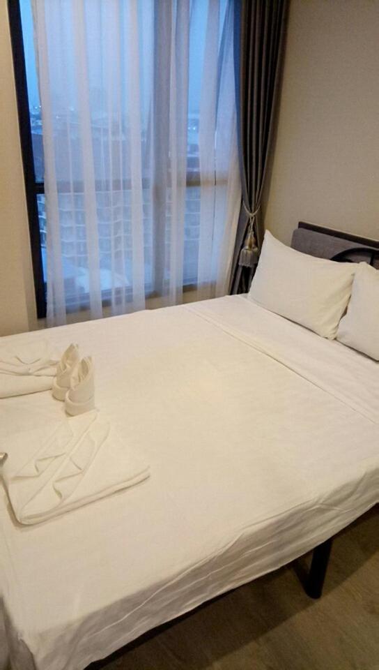The Base Pattaya By Feng Apartment Bagian luar foto