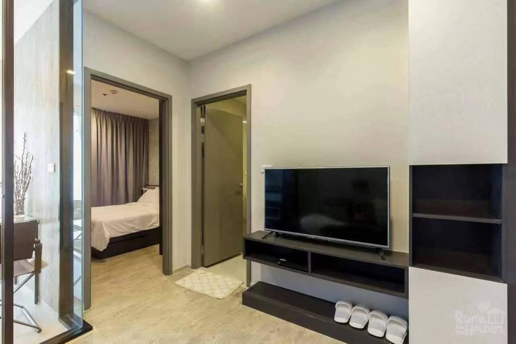 The Base Pattaya By Feng Apartment Bagian luar foto